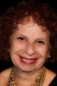 Foto de Annie Korzen interpretando a Sandra en The Hyperions