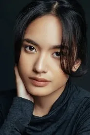 Arawinda Kirana en Like & Share