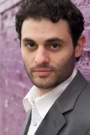 Arian Moayed en The Rumperbutts