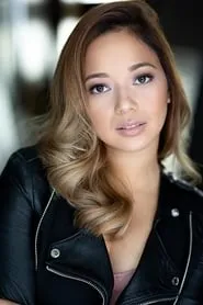 Arielle Tuliao en La escritora y el capitán