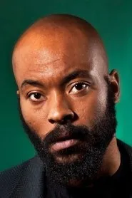 Arinzé Kene en Y todo cambió