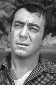 Arthur Batanides en Violent Road