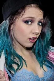 Foto de Aspyn Rose interpretando a Aspyn Rose en Queens Of Combat 5