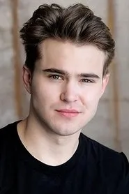 Foto de August Kamp como Barry Eisenberg