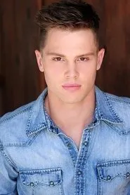Austin Fryberger en Tree House Time Machine