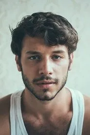 Retrato de Avi Mazliah