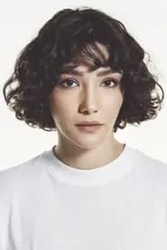 Foto de Aybüke Pusat como Dilara