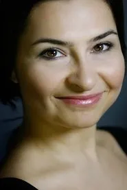 Retrato de Ayça Işıldar
