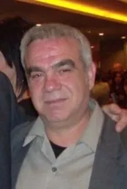 Retrato de Ayhan Ergürsel