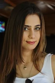 Retrato de Ayşe Çiğdem Batur