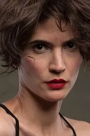 Retrato de Ayşe Melike Çerçi