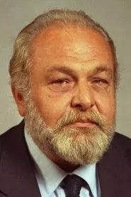 Aytaç Yörükaslan en Baba Kartal