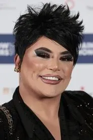 Foto de Baga Chipz como Herself