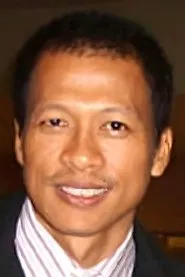 Retrato de Banlop Lomnoi