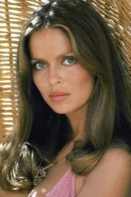 Barbara Bach en Cavernícola