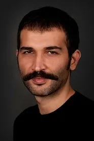 Retrato de Barış Atay