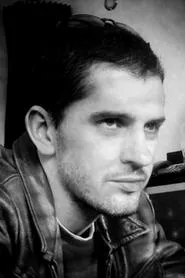 Foto de Bart Ruspoli interpretando a Matt en Devil's Playground