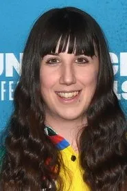 Becky Sloan en Don't Hug Me I'm Scared 6
