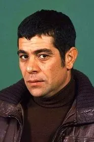 Retrato de Behrouz Vossoughi