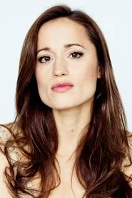 Bénédicte Décary en Le miroir