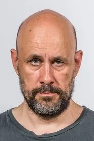 Benedikt Erlingsson en El jefe de todo esto