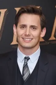 Retrato de Benj Pasek