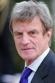 Retrato de Bernard Kouchner