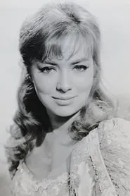 Beth Rogan en Operation Cupid