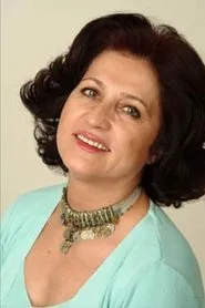 Retrato de Betül Arım