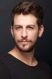 Retrato de Birand Tunca