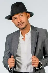 Black Hanifah en Hutang 2D