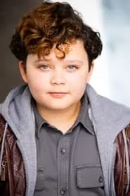 Foto de Blue Chapman interpretando a Sam Gillman (voice) en Ruby, aventuras de una kraken adolescente