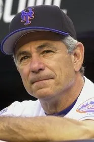 Bobby Valentine en Against the Odds: The Mike Piazza Story