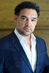 Breno de Filippo en Destinos Opostos