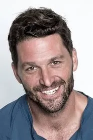 Brett Tutor en Monsters of Man