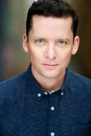 Foto de Brian Rooney como Alex
