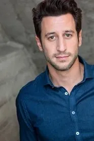 Brian Zarin en Operation: Neighborhood Watch!