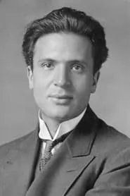 Foto de Bruno Walter interpretando a Bruno Walter en Carnegie Hall