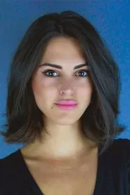 Retrato de Buket Kurtez