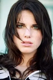 Caitlyn Folley en Beautiful Loser