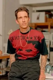 Cali Dewitt en Group Show