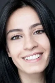 Canan Atalay en Firak