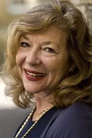 Carol Drinkwater en A Master of the Marionettes