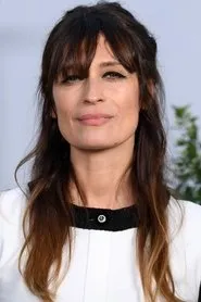 Caroline De Maigret en The Powder Room