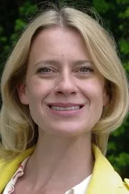 Caroline Peters en Im Netz