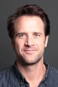 Retrato de Carter Roy
