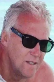 Cedric Sundstrom en Summer is Forever