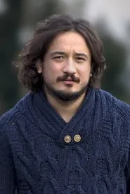 Retrato de Cenk Çelik