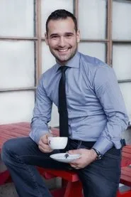 Retrato de Cenk Doğar