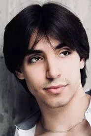 Cesar Corrales en ROH Live: The Nutcracker